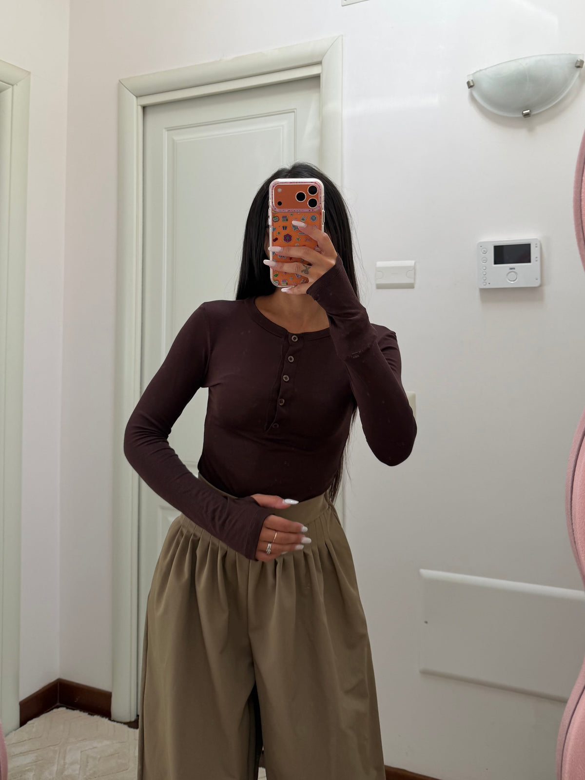 Maglia semivelata bottoncini